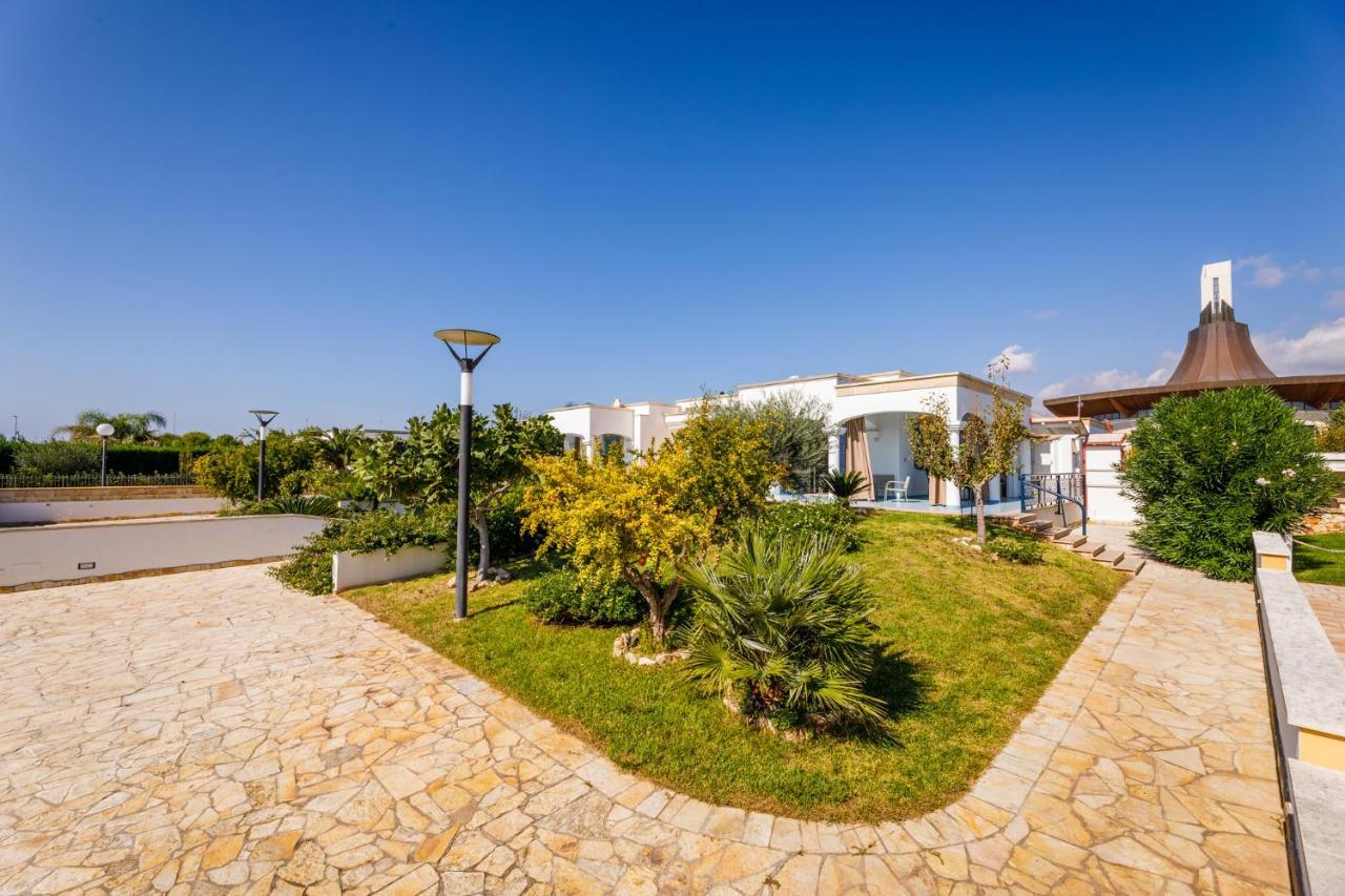Mare Villas Pescoluse Марина-ді-Песколузе Екстер'єр фото